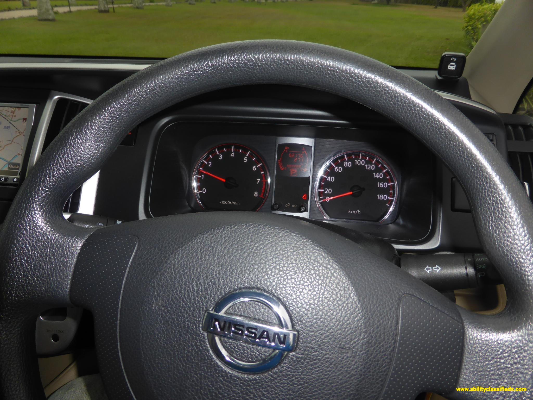 2009 Nissan Serena