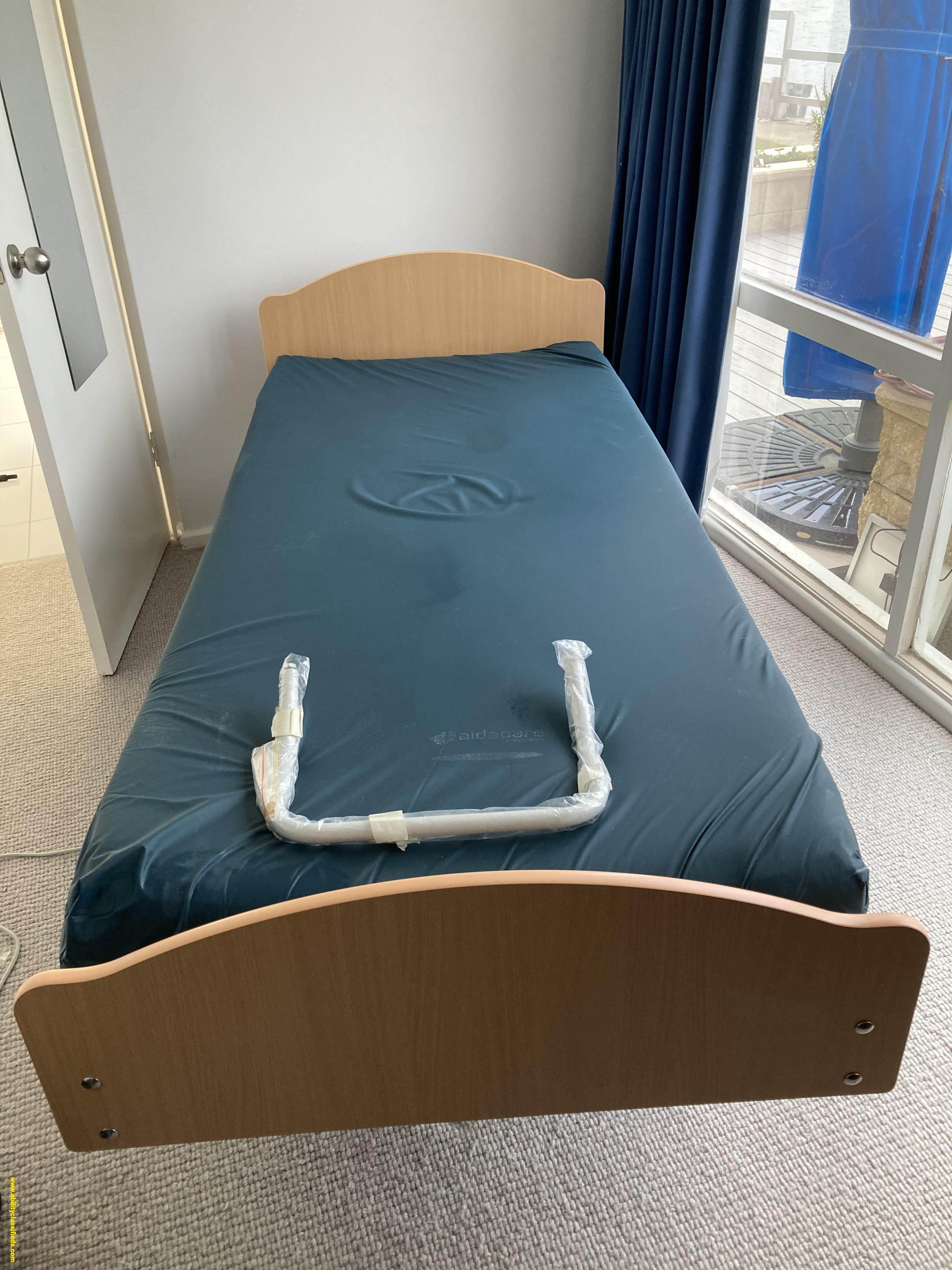 Electric adjustable bed