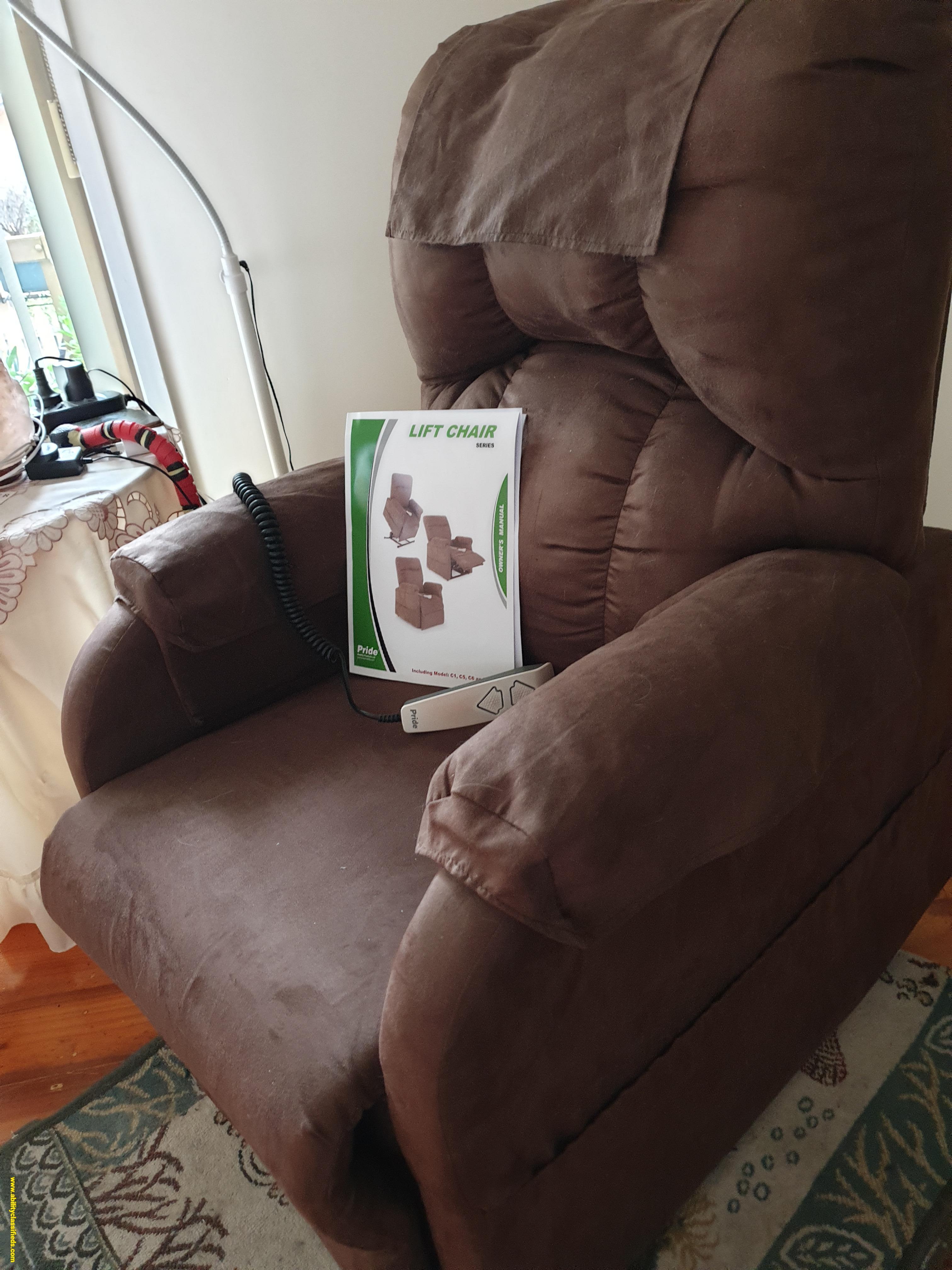 Recliner/Lifter for sale