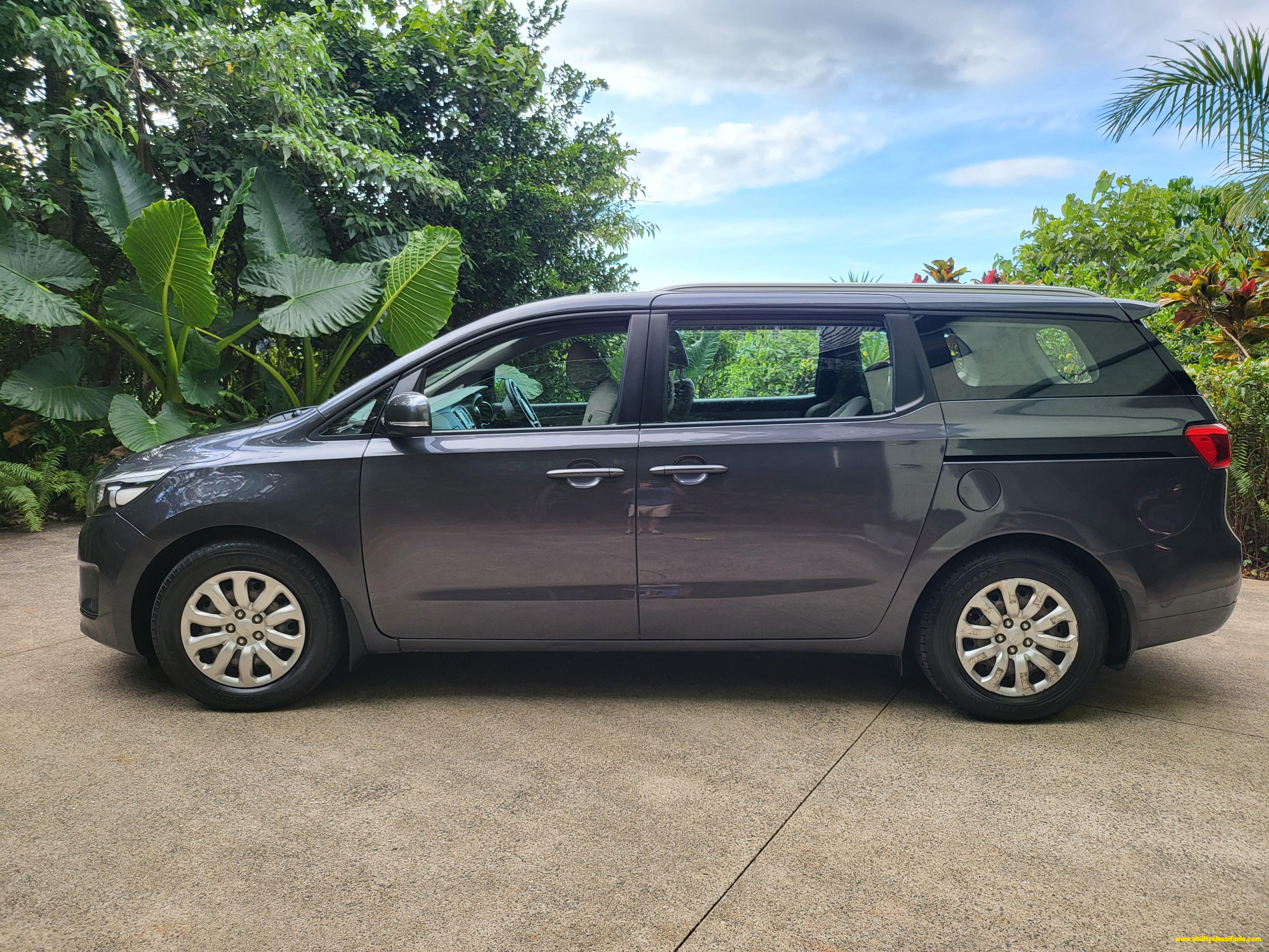 2017 Modified Kia Carnival