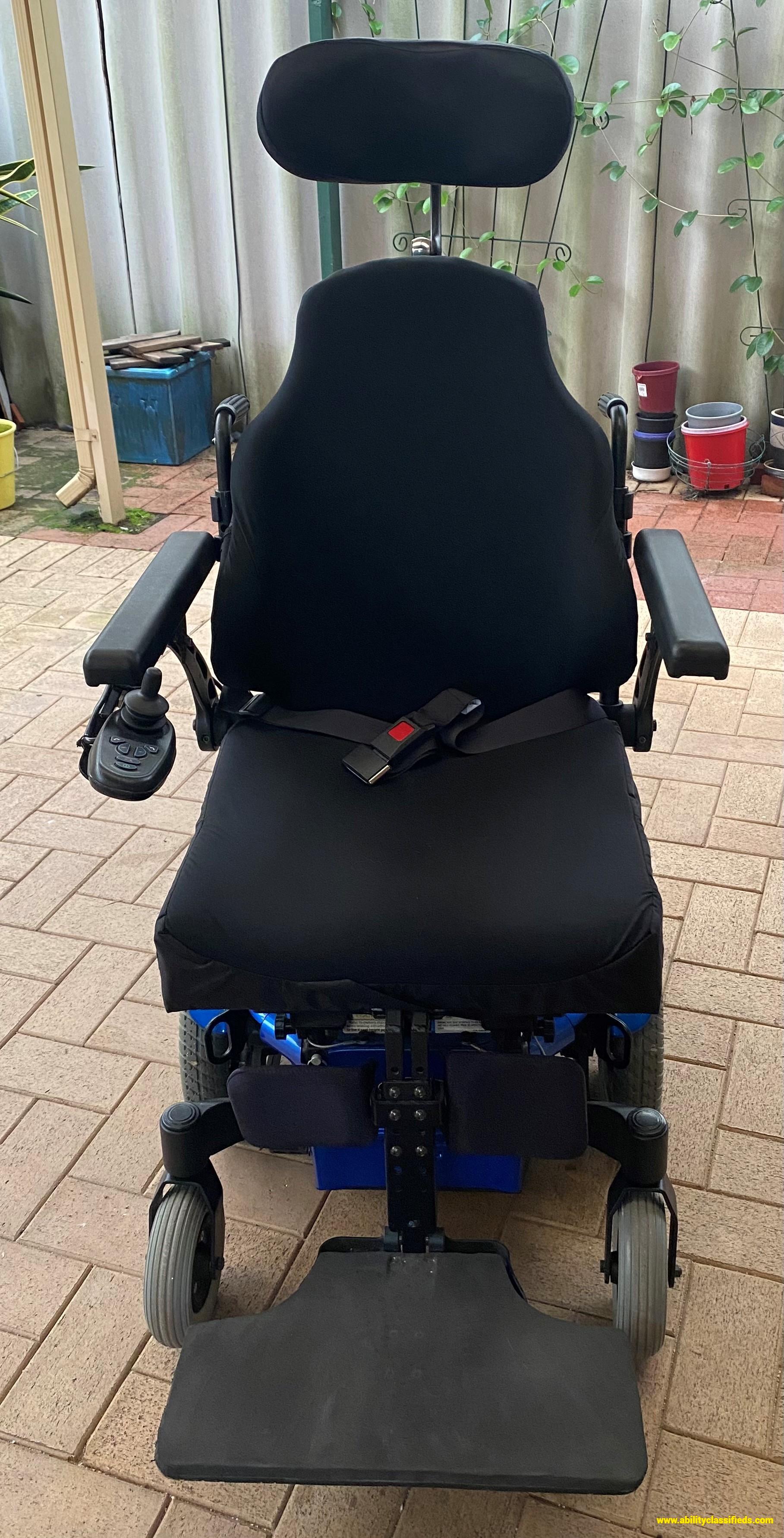 Quickie Pulse 5 Compact Powered Wheelchair