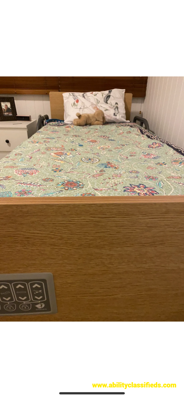 Aidacare FL250 Floorline Bed and Mattress, Single