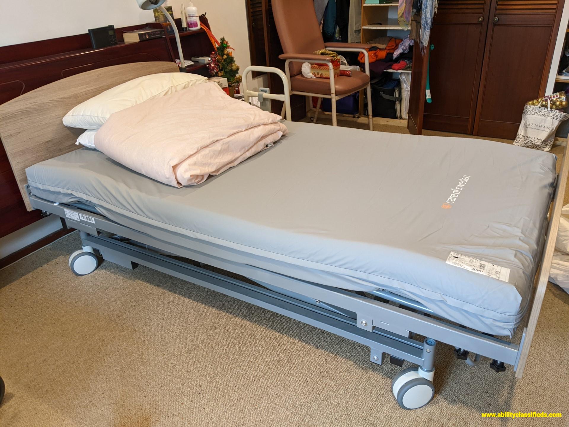 Alrick electric bed, mattress and safety rail
