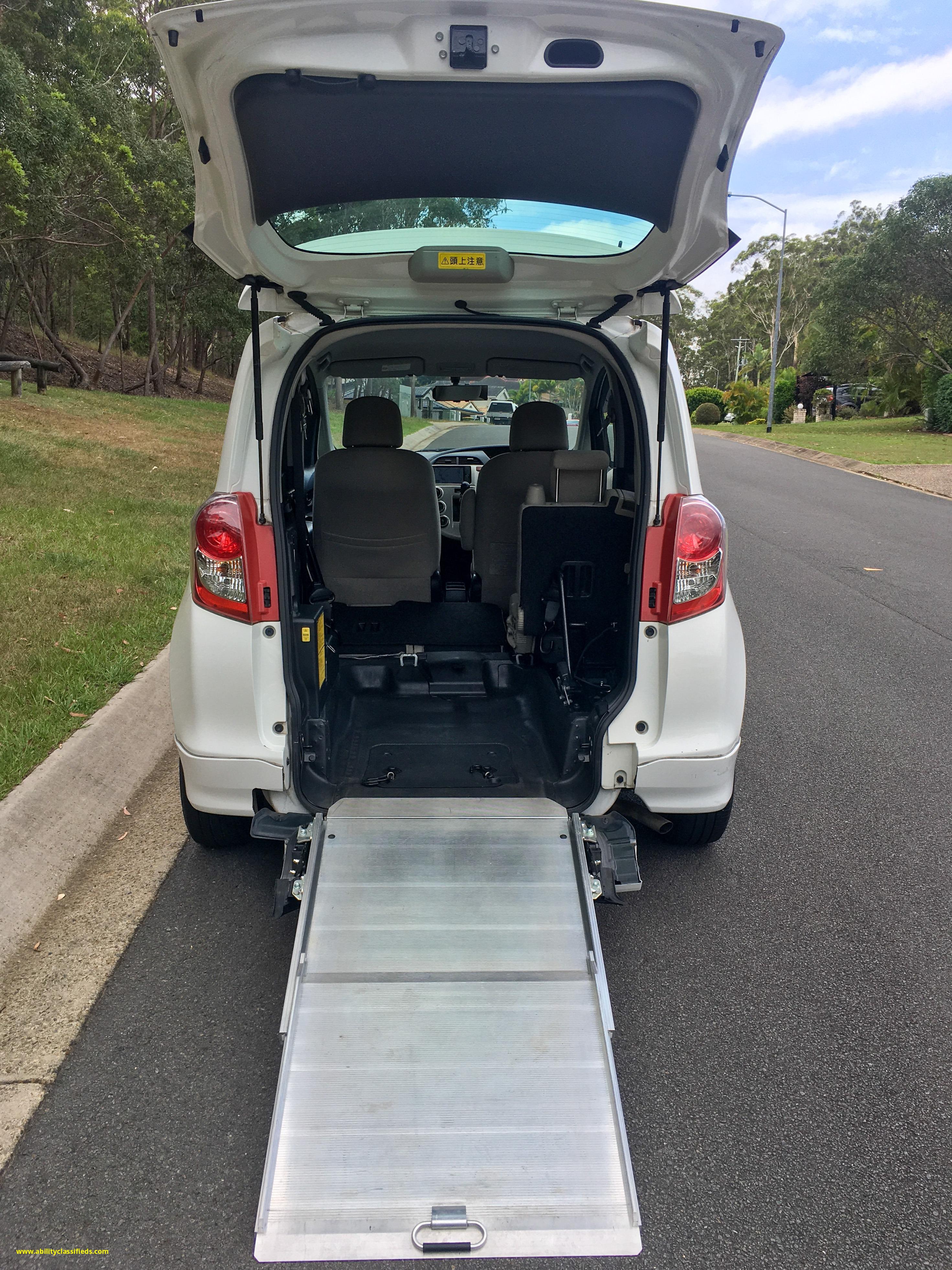 Toyota Ractis Welcab