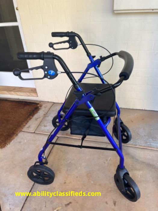 ‘Aspire Classic 8’ seat walker 