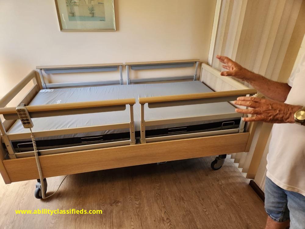 ELECTRIC HEIGHT-ADJUSTABLE BED