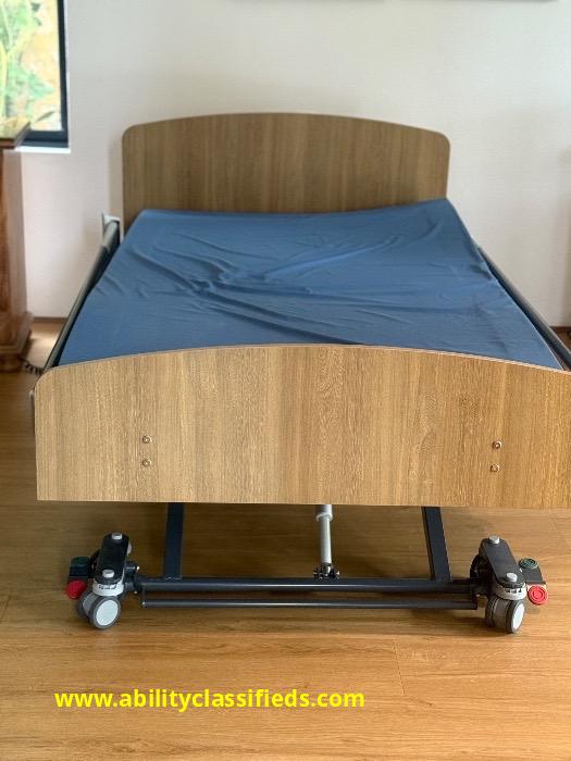 Nursing Bed - unicare Ecel 3 Pro