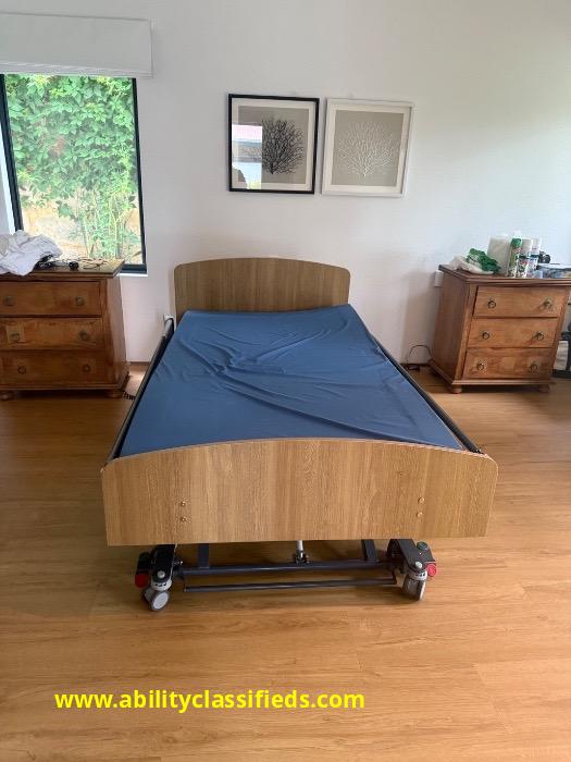 Nursing Bed - unicare Ecel 3 Pro - Image 3 of 4