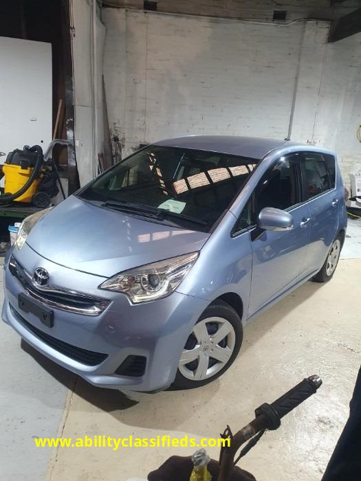 Toyota Ractis Auto.  With electronic front transfer seat and rear Crane - Image 12 of 19