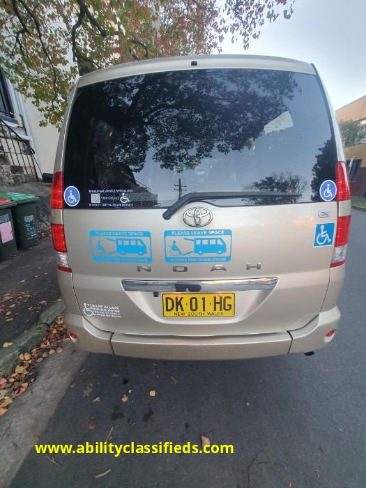 TOYOTA NOAH Wheelchair accessible vehicle - Image 10 of 11