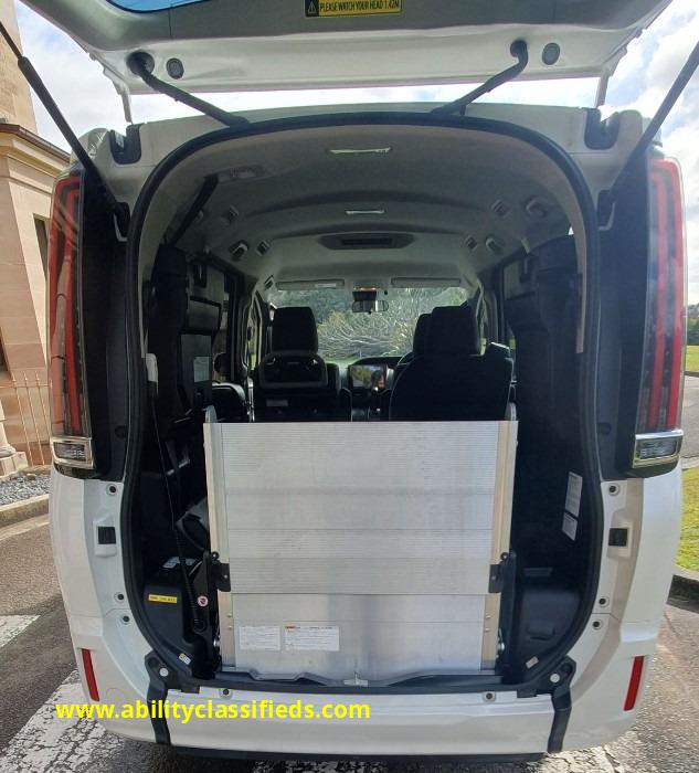 TOYOTA NOAH AUTOMATIC, Factory Built Wheelchair Accessible Vehicle - Image 3 of 18