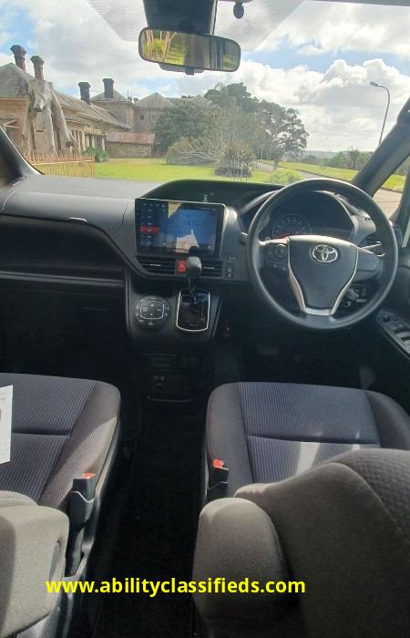 TOYOTA NOAH AUTOMATIC, Factory Built Wheelchair Accessible Vehicle - Image 8 of 18