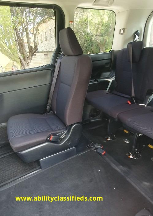 TOYOTA NOAH AUTOMATIC, Factory Built Wheelchair Accessible Vehicle - Image 4 of 18