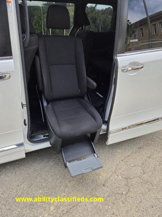 Toyota Esquire ( Modelista ) with Turney transfer seat - Image 20 of 20