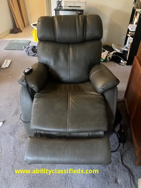 Winslow Lift Chair - Image 2 of 2