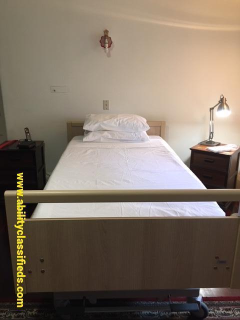 Top Quality Adjustable Nursing Bed 